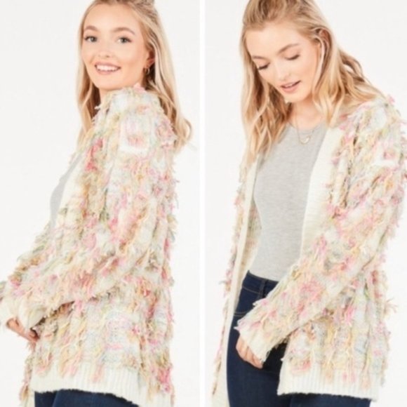 Sweaters - Fringe Cardigam